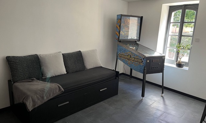 Aussonne House | Renovated house near MEETT, Airbus, Golf Seilh, Toulouse