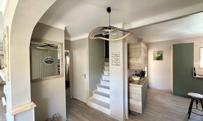 Saint-Didier House | Renovated house with swimming pool, garden, and air conditioning throughout the house