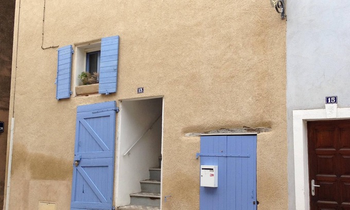 Puyloubier House | Renovated Medieval House at the Foot of Mont. Ste. Victoire