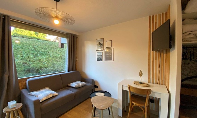 Cohennoz Apartment | Renovated studio for 4 with terrace and parking, Crest-Voland