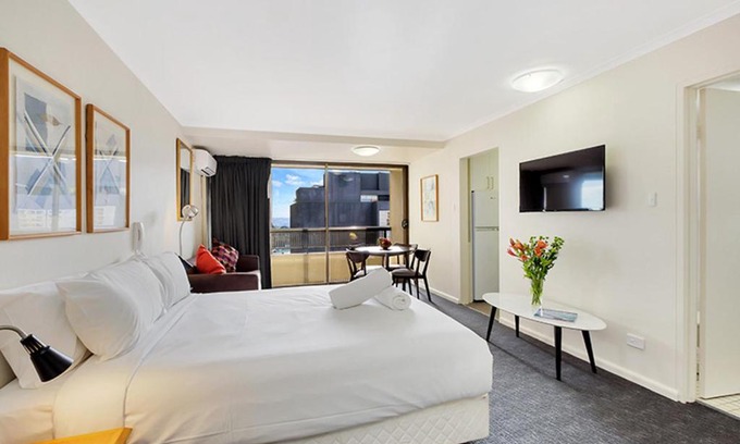 Darlinghurst Apartment | Renovated Stylish Studio