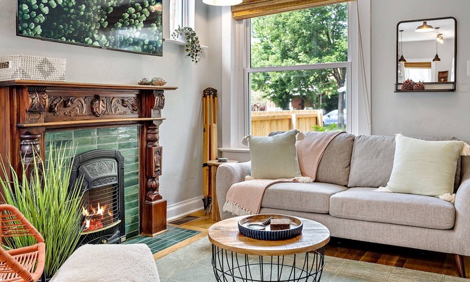 Speer House | Renovated Townhome in prime Denver Location!