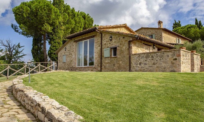 Guzman Villa | Renovated Villa With Little Medieval Village
