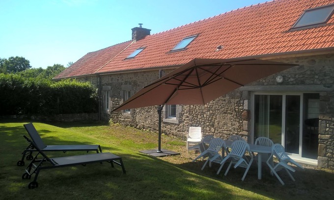 Saint-Malo-de-la-Lande House | Rent a cottage in Saint Malo de la Lande (4 km from the sea).