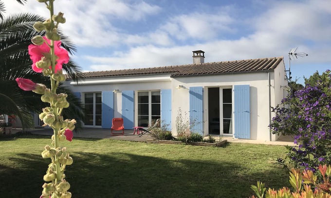 La Bree-les-Bains Villa | Rent in Oléron-La Brée house 8 pers, classified 4*, quiet, near beach & shops