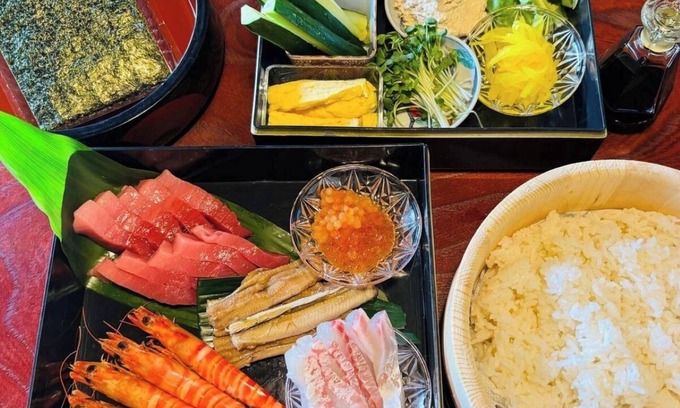 Suooshima House | Rent the entire mansion with dining options A spa/Oshima-gun Yamaguchi