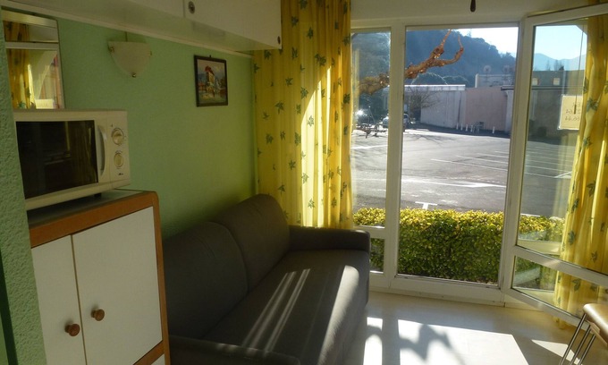Lamalou-les-Bains Apartment | rental apartment studio cure lamalou les bains trainee vacancy