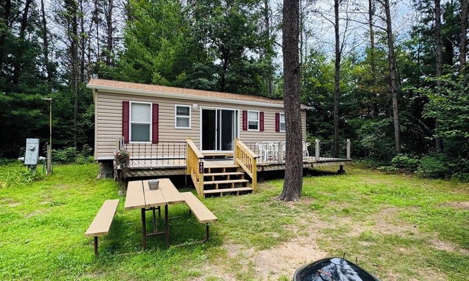 Wisconsin Dells Cabin | Rental Cabin #402 w/King bed