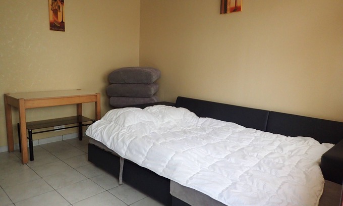 Bry-sur-Marne Apartment | Rental for 4/5 people, Near PARIS by RER A, Bord de Marne.