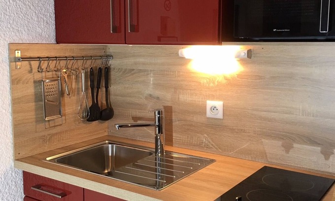 Piau Engaly Apartment | Rental in Piau Engaly: The New York studio: sleeps 4 at the foot of the slopes