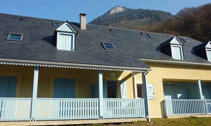 Cauterets Ski Chalet | RENTAL NEW CHALET CAUTERETS 3 P 5 PEOPLE TOWN CENTER PARKING TERRACE