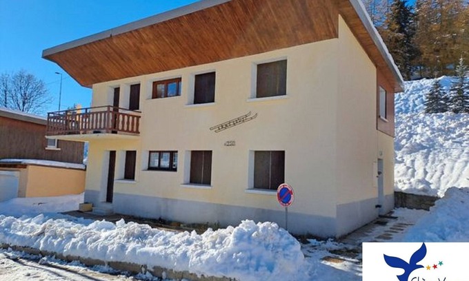 Orcieres-Merlette Ski Chalet | Rental ORCIERES Chalet les 3 flocons -1st floor-
