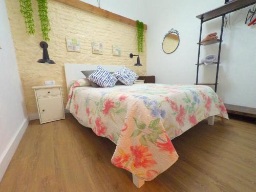 Museo Apartment | RentalSevilla Fernan Caballero