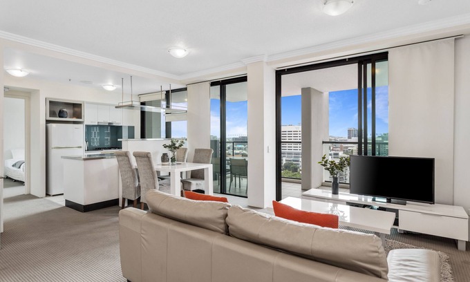 Brisbane Central Business District Apartment | Republic Apartments