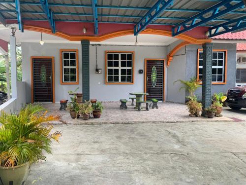 Lubok Buaya Hotel | Rerama Homestay Langkawi 5 minutes driving to Chenang Beach, kitchen, Wifi, parking, village vibes