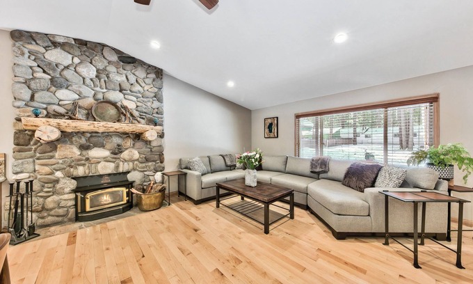 Tahoe Valley Villa | Reserve your Tahoe Experience
