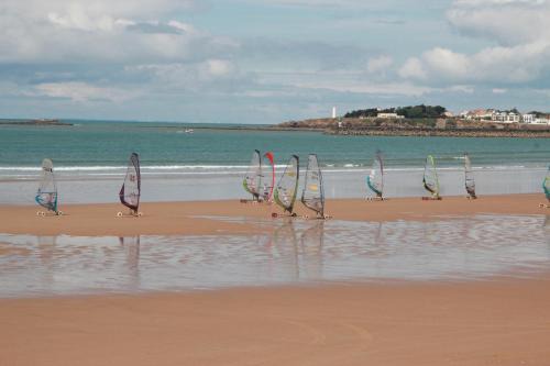 Saint-Gilles-Croix-de-Vie Apartment | Residence Hotel de la Plage