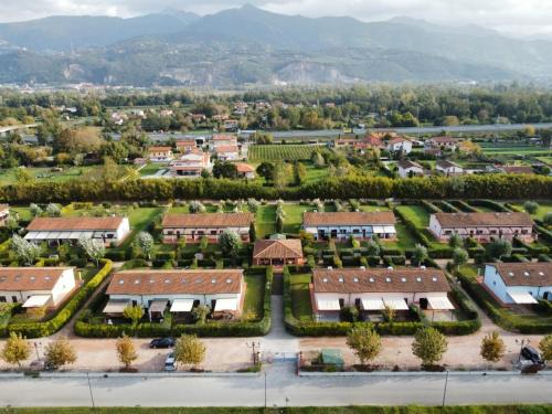 Cinquale Apartment | residence Apuane