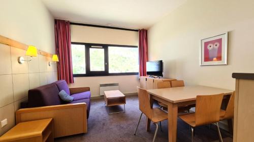 Flaine Apartment | Residence De La Foret - Appartement confortable · Proche des pistes · Casier à ski MAE-7372