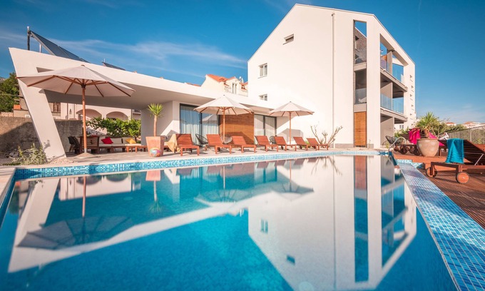 Cavtat Apartment | Residence Delta