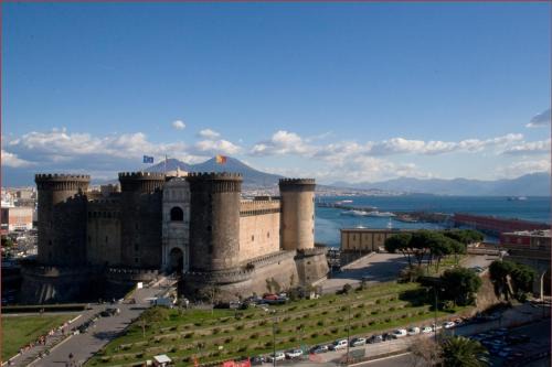 Historical Center Apartment | Residence gli Angioini srl