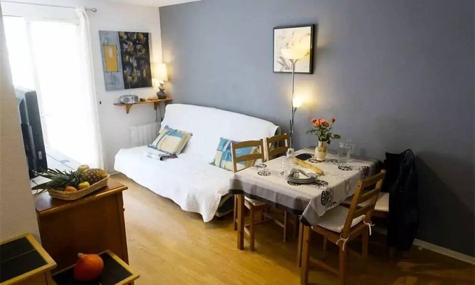 Bagneres-de-Luchon Apartment | Residence Hotel De France - LUCHON CENTRE - T2 EXPO WEST - BALCONY - PARKING