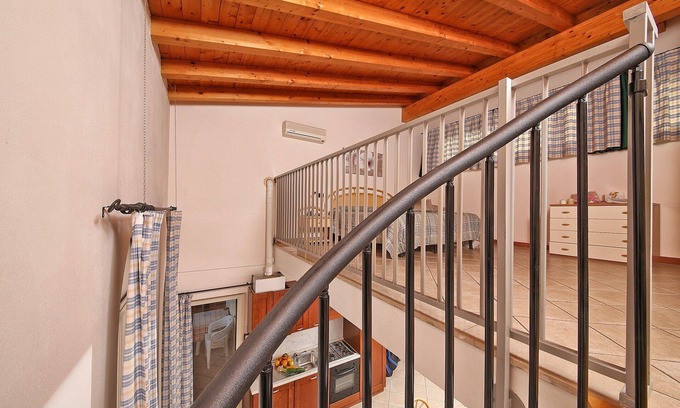 Cunettone-villa House | RESIDENCE IL COLOMBARO ~ THREE-ROOM APARTMENT B15