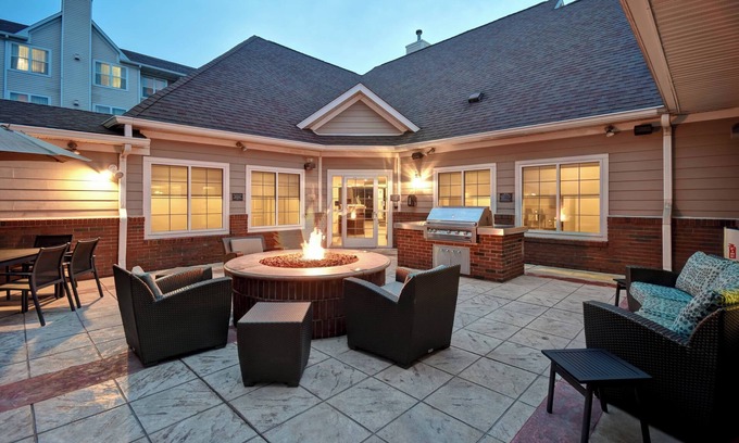 Beavercreek Hotel | Residence Inn by Marriott Dayton Beavercreek