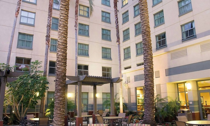 Irvine Business Complex Hotel | Residence Inn by Marriott Irvine John Wayne Airport
