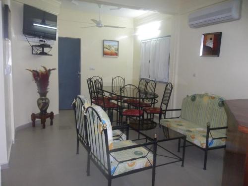 Ouagadougou Bed & Breakfast | Residence Le Cailcedrat