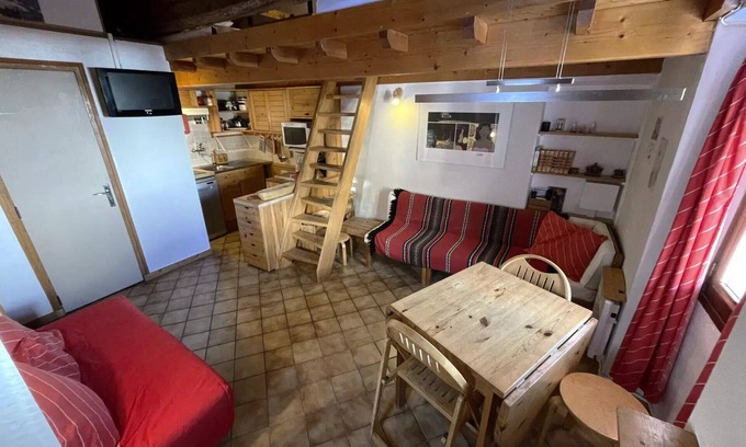 Saint-Martin-de-Belleville Apartment | Residence Le Dahu - Studio for 2 persons 19m2