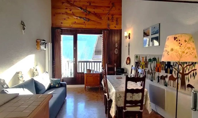 Vallouise-Pelvoux Apartment | Residence Les Dauphinnelles 3 - Pleasant Mountain apartment 4/6 pers