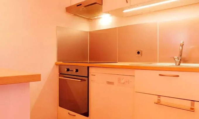 Montchavin Apartment | Residence LES ROCHES ROUGES - 2 Rooms for 7 People