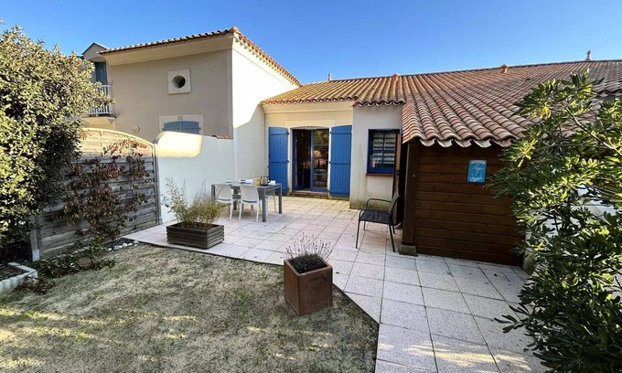 Saint-Hilaire-de-Riez Villa | Residence Mas De St Hilaire - Houses & Villas for 5 People