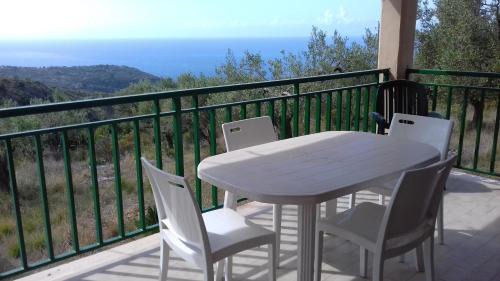 Lentiscosa House | Residence Oasi Petrus Cilento