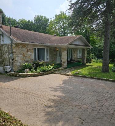 Ste Petronille Villa | Residence Orleans (inground pool)