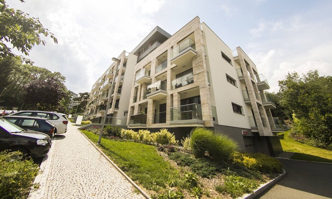 Prague 5 House | Residence Park Nikolajka