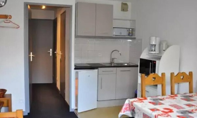 Le Pleynet Apartment | Residence Roches Noires - Studio for 4 People
