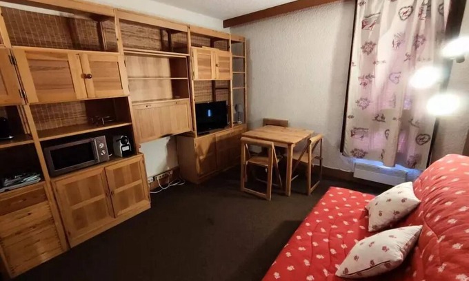 Isola Apartment | Residence St Pierre B12 - Studio for 4 People