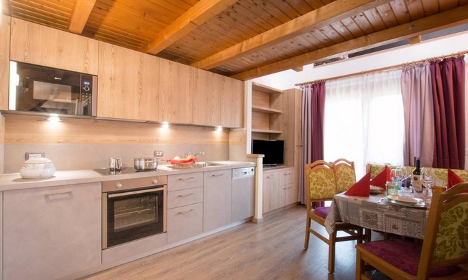 Campitello di Fassa House | Residence Villa Artic