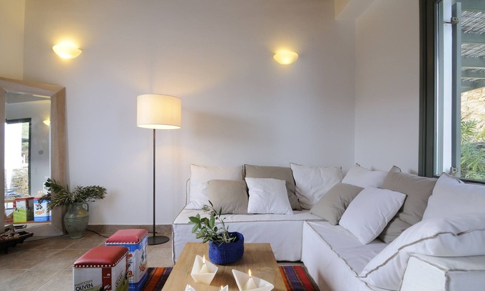 Andros Apartment | Residence with Side Sea View in Andros