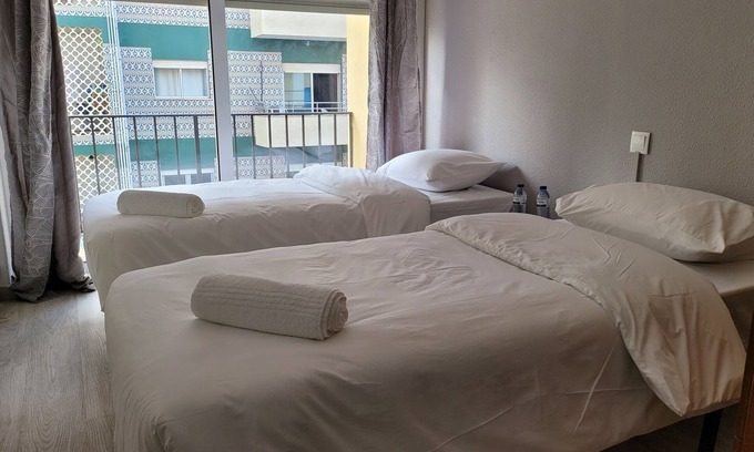 Marinha Grande Bed & Breakfast | Residencia Paris Marinha