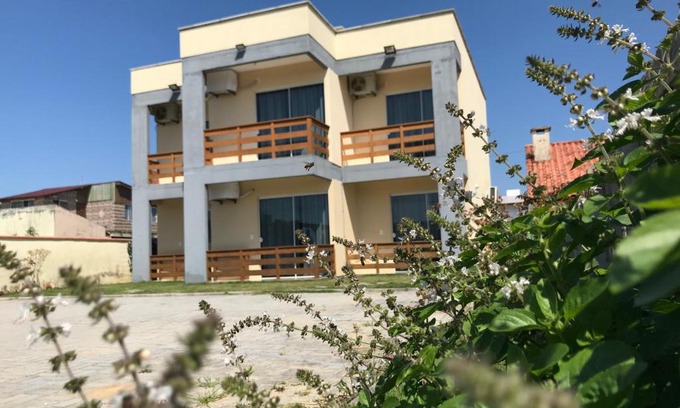 Palhoca House | Residencial Berê
