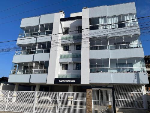 Porto Belo Apartment | Residencial Helena Perequê Porto Belo SC