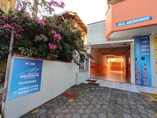 Guarda do Embau Apartment | Residencial Medeiros