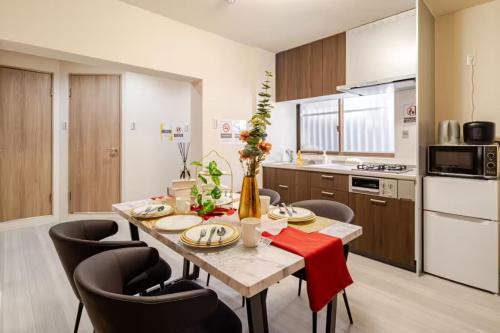 Konohana Apartment | Residential Hotel GRAN梅香 Newly opened Hotel Baika Family friendly Free parking 10 minutes to USJ