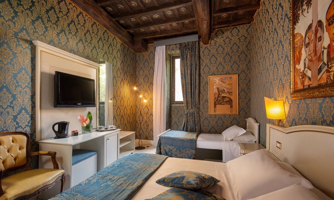 Rione IV Campo Marzio House | Residenza Canova Tadolini