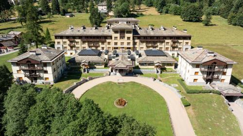 Gressoney-Saint-Jean Apartment | Residenza Del Sole