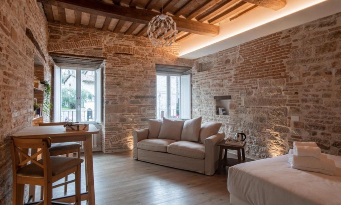 Gubbio House | Residenza Donna Iohanna