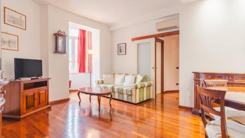San Zeno Apartment | Residenza Edvige - Italian Homing